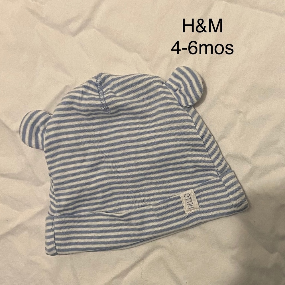 Baby’s striped ears hat